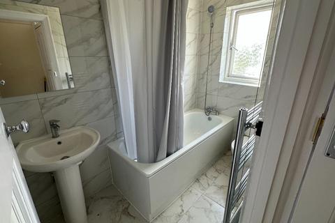 undefined, Room @ Court Way - Acton W3