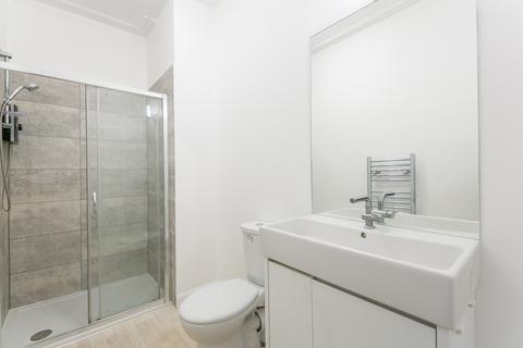 undefined, LONDON SE6
