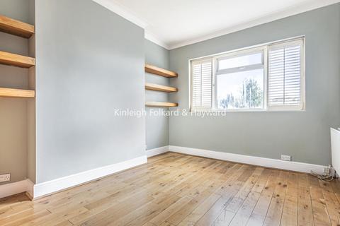 6 Arran Road, London, SE6 2NL