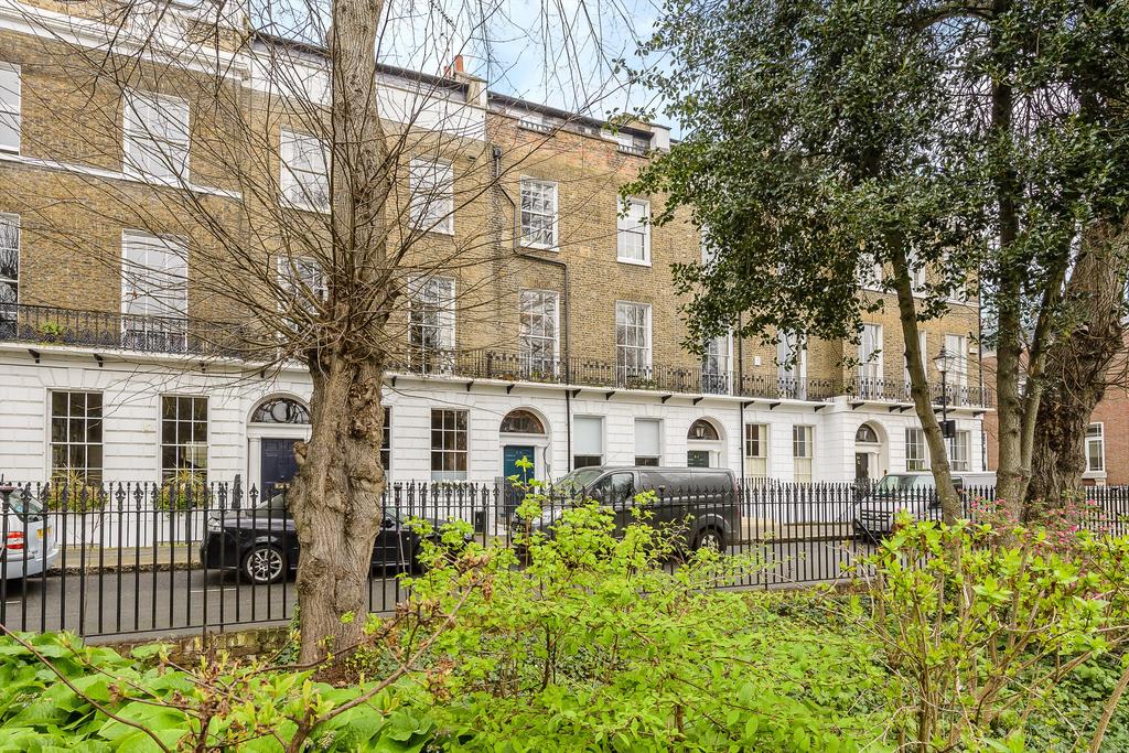 Duncan Terrace, Islington, London, N1 2 bed flat £785,000