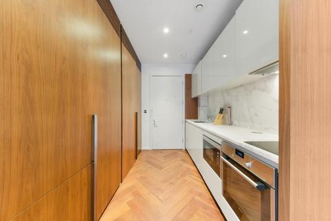 Studio to rent, Capital Building, Embassy Gardens, London, SW11