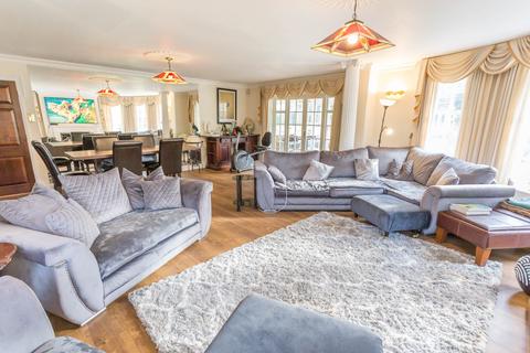Osprey House Friary Road, Ascot, SL5 9HD