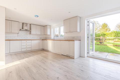 71 Lower End, Leafield, Witney, OX29 9QG