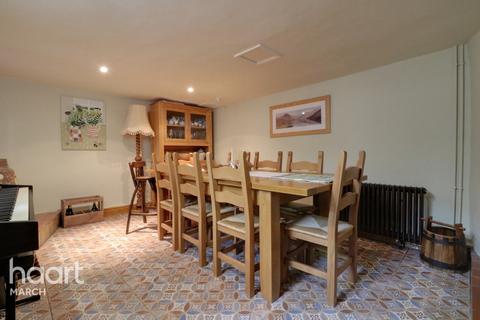 Rose Cottage, 62 West End, March, PE15 8DL