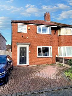 3 bedroom semi-detached house to rent, Maywood Avenue, East Didsbury, Manchester M20