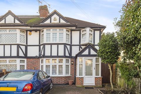 22 Aragon Road, Kingston Upon Thames, KT2 5QE