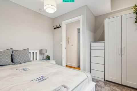 4 bedroom maisonette to rent, Dalberg Road, London, SW2 1AJ