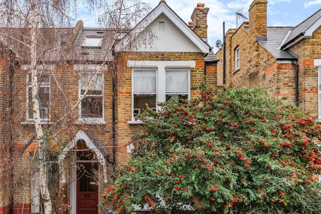 Lammas Park Road, Ealing 7 bed semidetached house £1,500,000