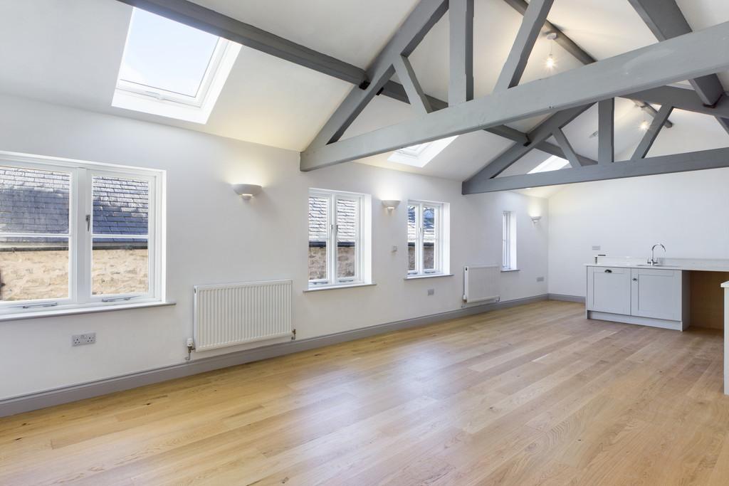 Splendid Open Plan Living Room &amp; Kitchen