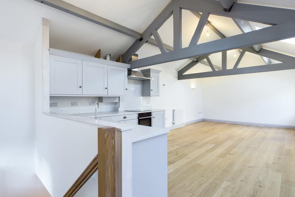 Splendid Open Plan Living Room &amp; Kitchen