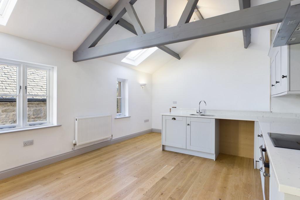 Splendid Open Plan Living Room &amp; Kitchen