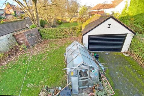 145 Hookstone Road, Harrogate, HG2 8QJ
