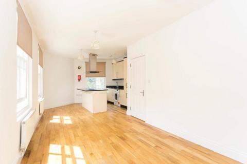 1 bedroom flat to rent, Elm Terrace, South End Green, NW3