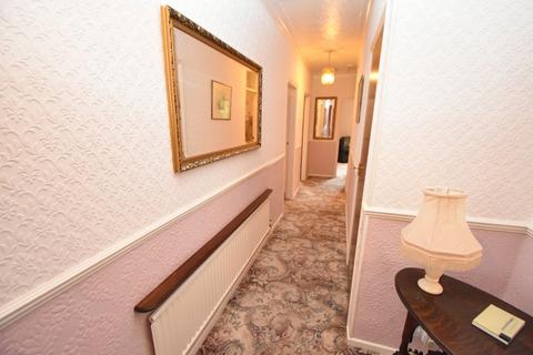 32 Dovedale Avenue, Shirley, Solihull, B90 2AP