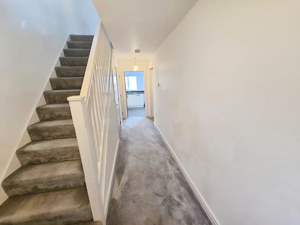 14a32d5c-Hall