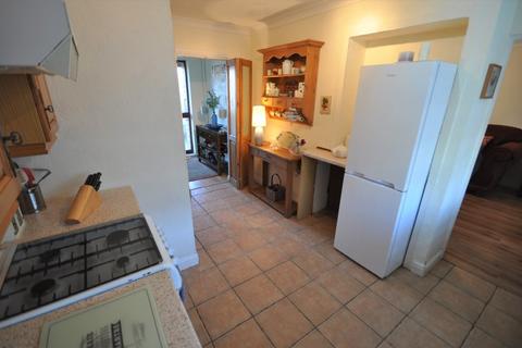 27 Peel Castle Road, Thorne, Doncaster, DN8 5LZ