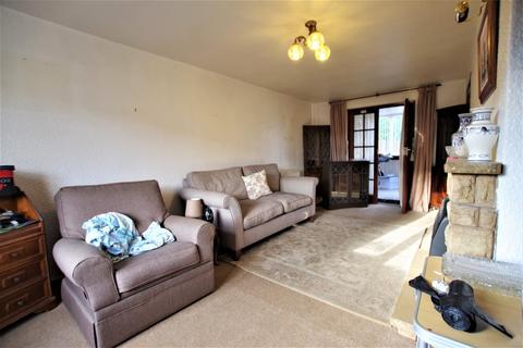 34 Lightfoot Road, Uttoxeter, ST14 7HB