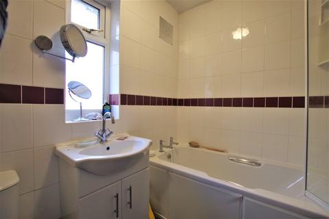 34 Lightfoot Road, Uttoxeter, ST14 7HB