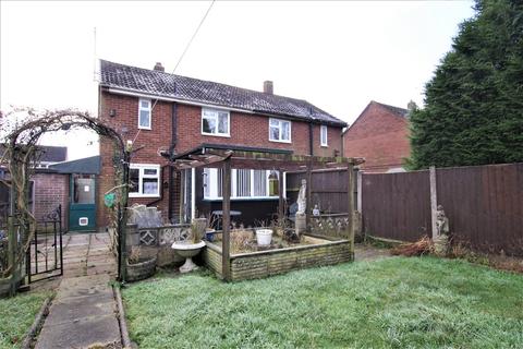 34 Lightfoot Road, Uttoxeter, ST14 7HB