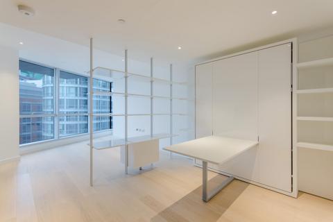 Studio to rent, Charrington Tower, Biscayne Avenue, London, E14