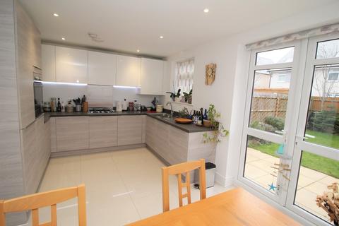 49 Adams Close, Poole, BH15 4FF