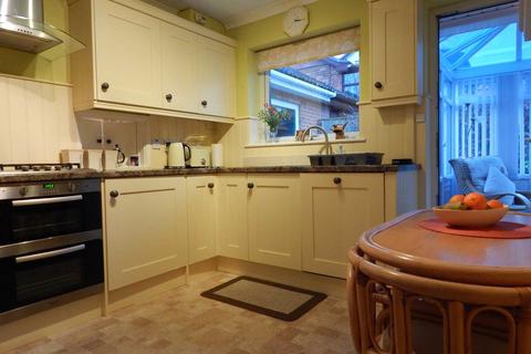32 Newbery Close, Colyton, EX24 6TJ
