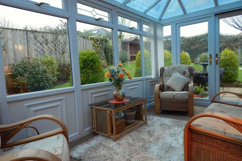 32 Newbery Close, Colyton, EX24 6TJ