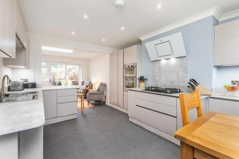 10 Grange Close, Winchester, SO23 9RS