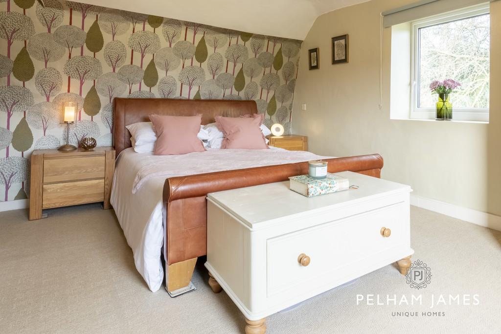 Principal bedroom