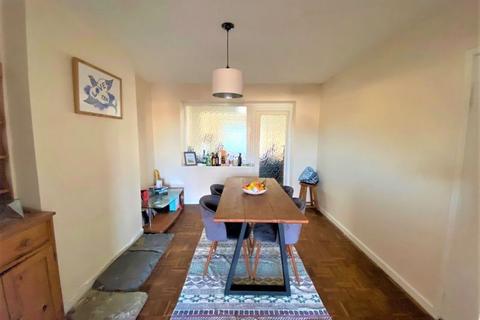36 The Sanctuary, Cardiff, CF5 4RX