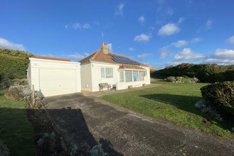 2 bedroom detached house to rent, Birling Gap, Birling Gap