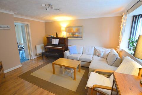 22 Greenriggs, Luton, LU2 9TQ