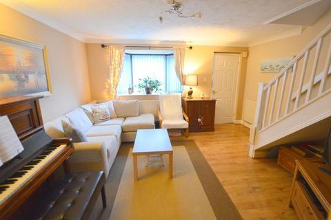 22 Greenriggs, Luton, LU2 9TQ