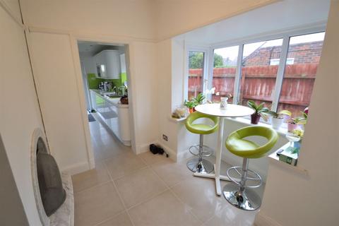 11 Beachcroft Road, Wirral, CH47 6BD