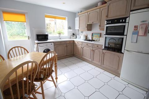 10 Broomleigh Close, Wirral, CH63 2RH
