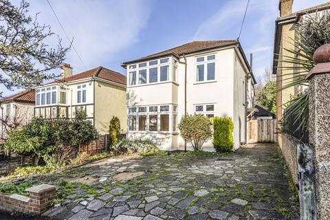 7 Waverley Way, Carshalton, SM5 3LQ