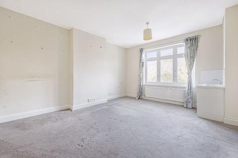 7 Waverley Way, Carshalton, SM5 3LQ