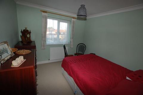5 Romagne Close, Horndon On The Hill, Stanford-le-hope, SS17 8LH