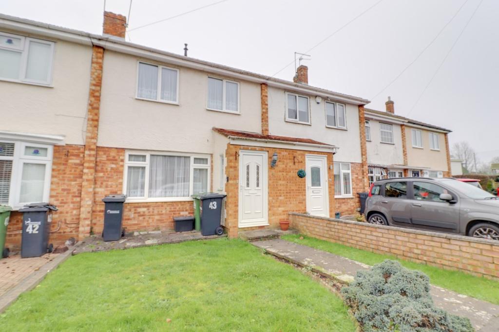 Stoneleigh Drive, Hoddesdon... 3 bed terraced house £359,995
