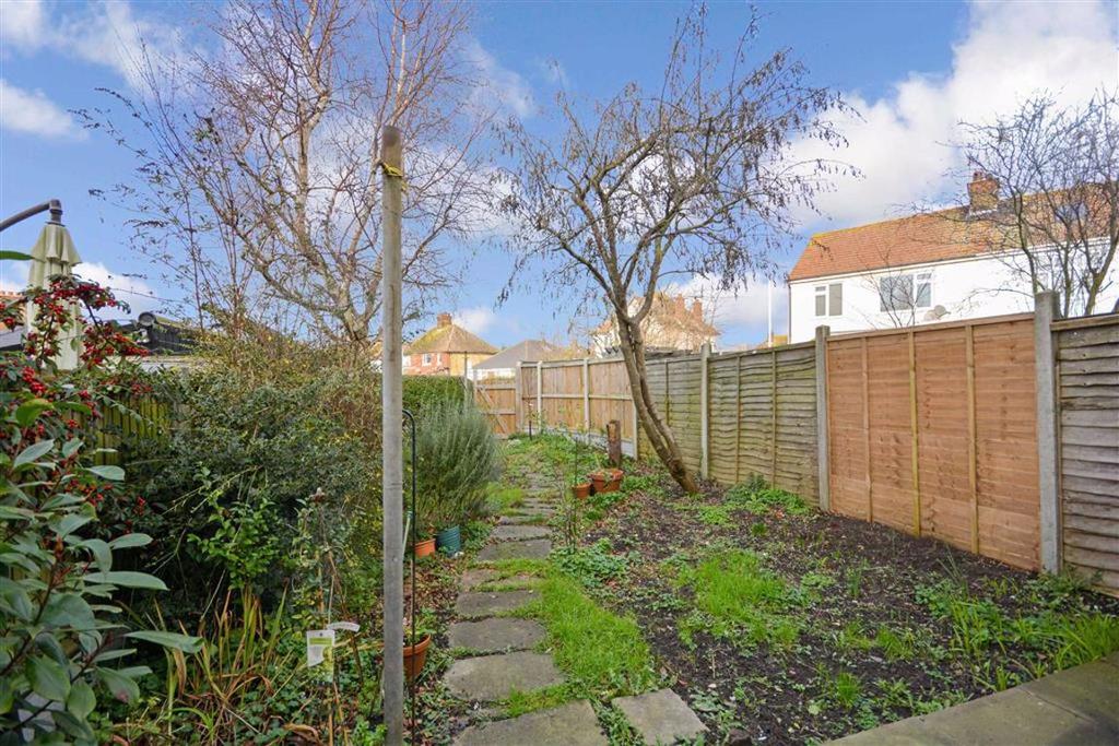 Mayville Road, Broadstairs, Kent 3 bed semidetached house £265,000