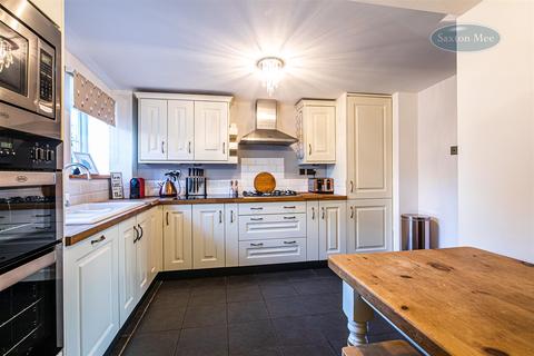 136 Wath Road, Elsecar, Barnsley, S74 8JF