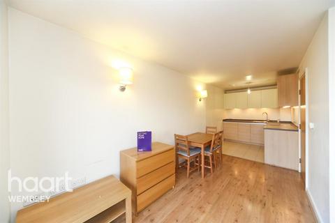 1 bedroom flat to rent, Quadrant Court, Empire Way, Wembley, HA9