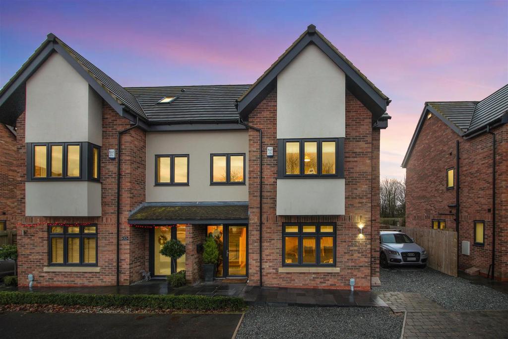 Rice Close, Beverley 4 bed semidetached house £330,000