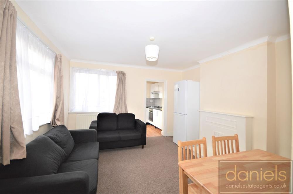 Village Way, Neasden 3 bed £1,500 pcm (£346 pw)