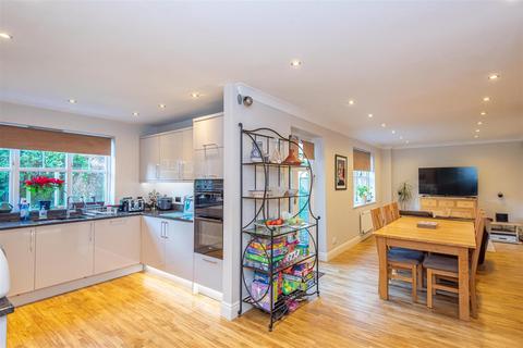 10 Back Lane, Copmanthorpe, York, YO23 3SH