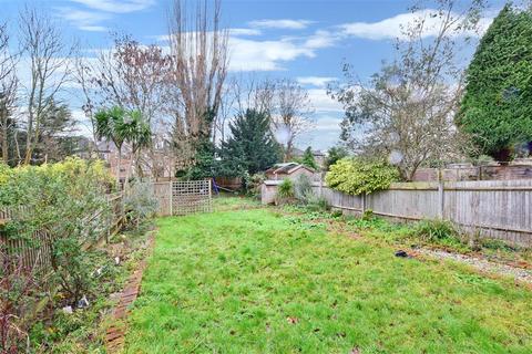18 Elmers End Road, London, SE20 7SN
