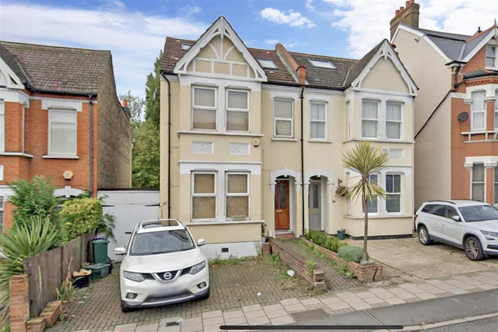 Elmers End Road, Penge 4 bed semidetached house £795,000