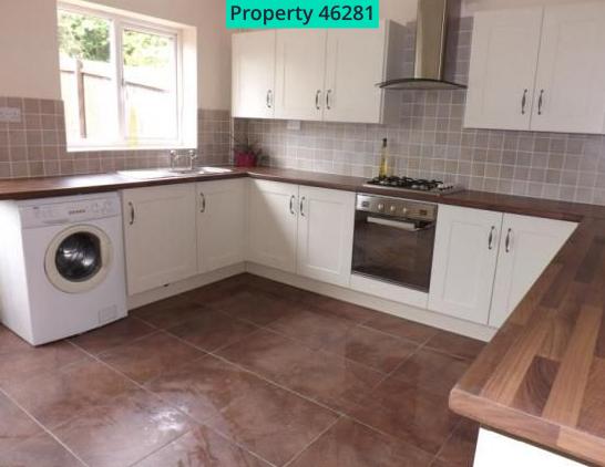 Fully Fitted Kitchen