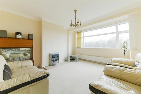 36 Holne Chase, Morden, SM4 5QB