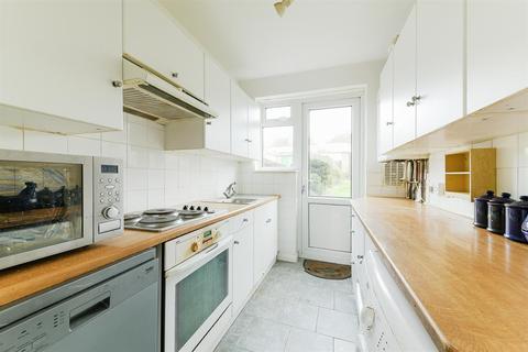 36 Holne Chase, Morden, SM4 5QB